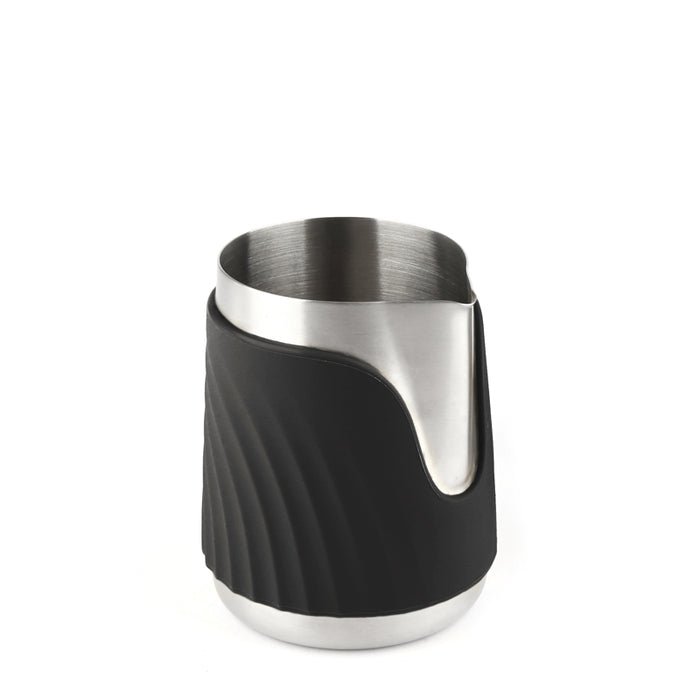 PICHET À MOUSSER 400 ML. NOIR DANESCO