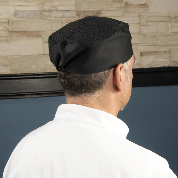 CHAPEAU NOIR DESSUS VENTILÉ WINCO